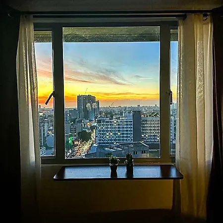 Timog Vibe: Relax And Roam Qc